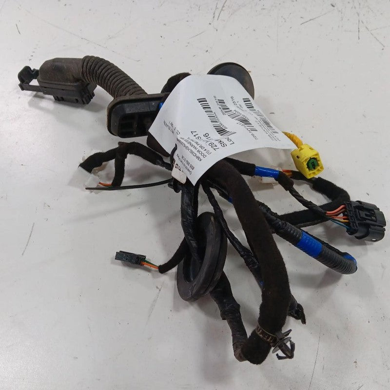 Hyundai Elantra Door Harness Wire Wiring Right Passenger Front  2017 2