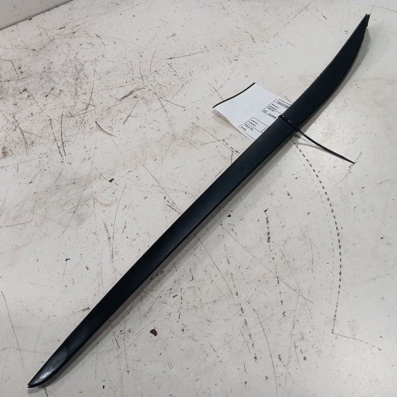 Kia Optima Windshield Pillar Exterior Trim Molding Right Passenger Side  2020 20