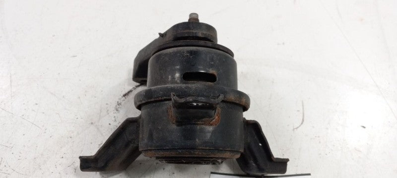 Kia Soul Engine Motor Mount Right Passenger 2012 2013 OEM