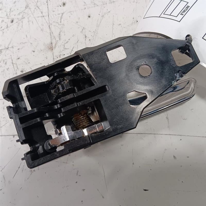 Toyota Rav 4 Door Handle Right Passenger Front Interior Inside  2015 2016 2017 2