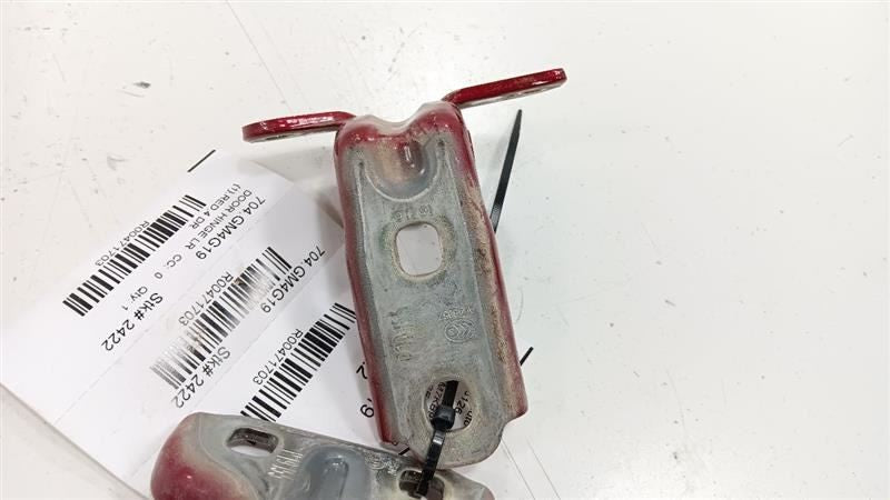Buick Encore Door Hinge Set Left Rear 2016 2017 2018 2019 OEM