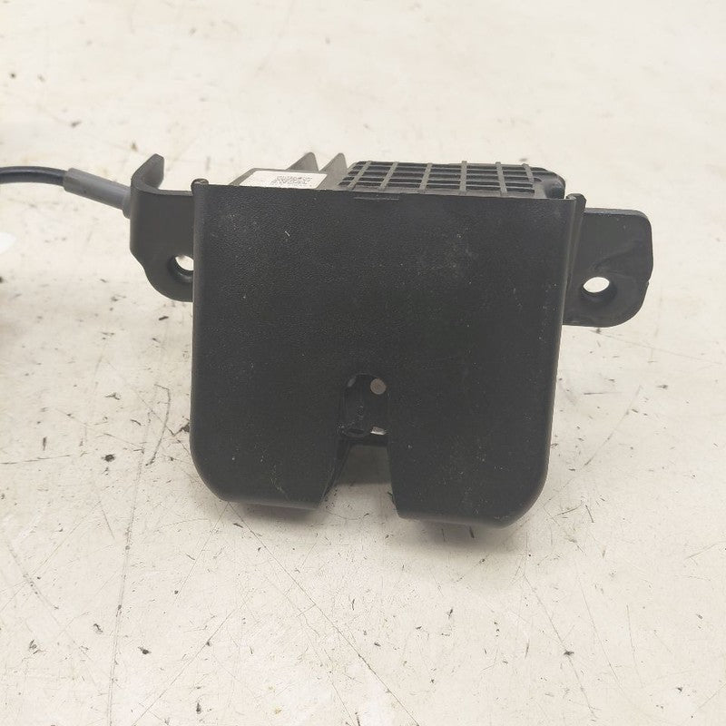 Kia Sorento Trunk Latch  2018 2017 2016