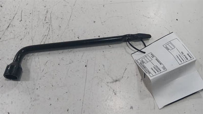 Subaru Impreza Spare Tire Changing Wrench Tool  2017 2018 2019 2020 20