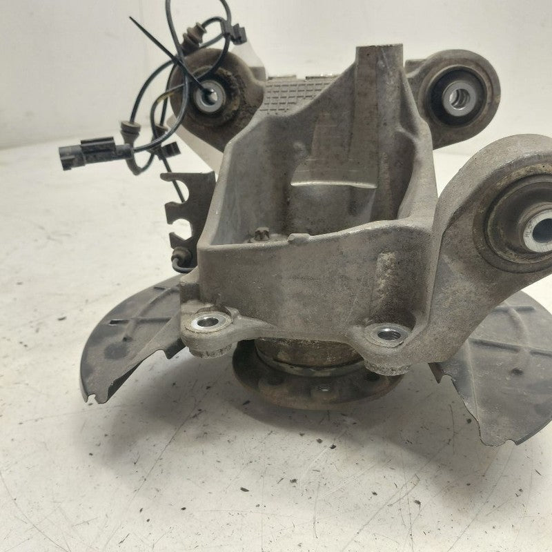 Left Rear Knuckle Stub Bearing Hub Standard Duty Suspension 19-23 Jeep