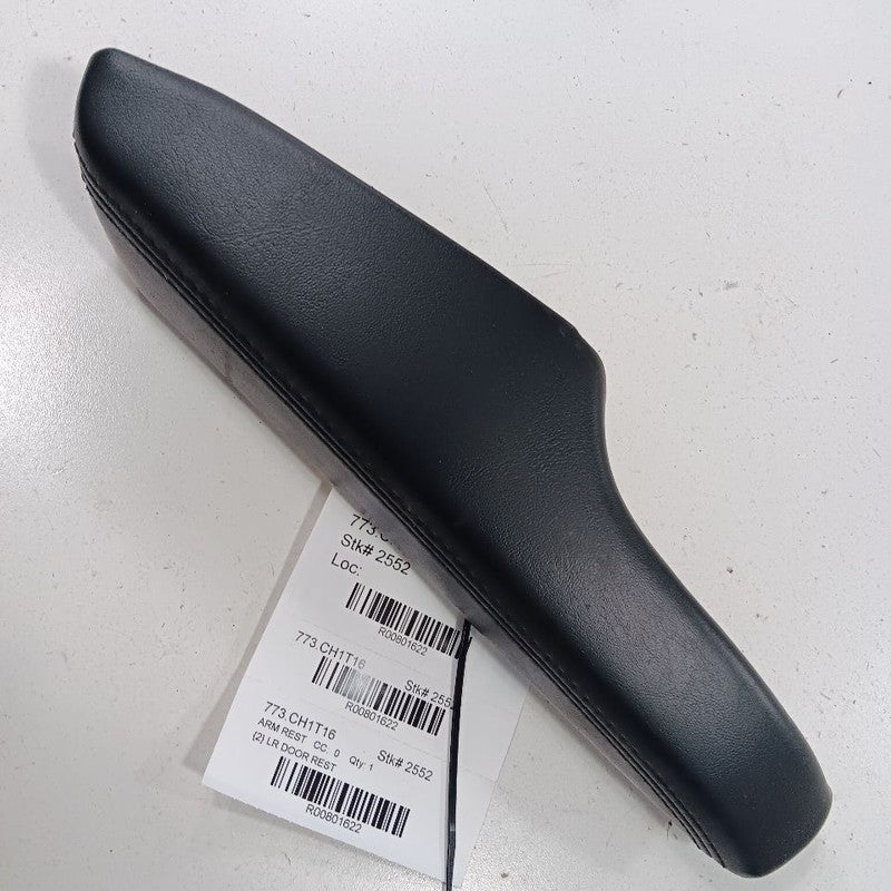 Chrysler 300 Left Rear Door Arm Rest  2015 2016 2017 2018 2019