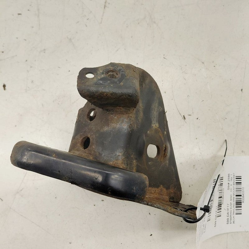 Nissan Rogue Driver Left Side Trailing Arm Mount Bracket 2017 2018 201