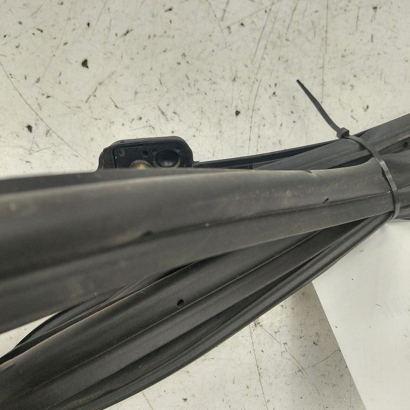 Chevy Trax On Door Seal Rubber Right Passenger Rear Back  2025 2024