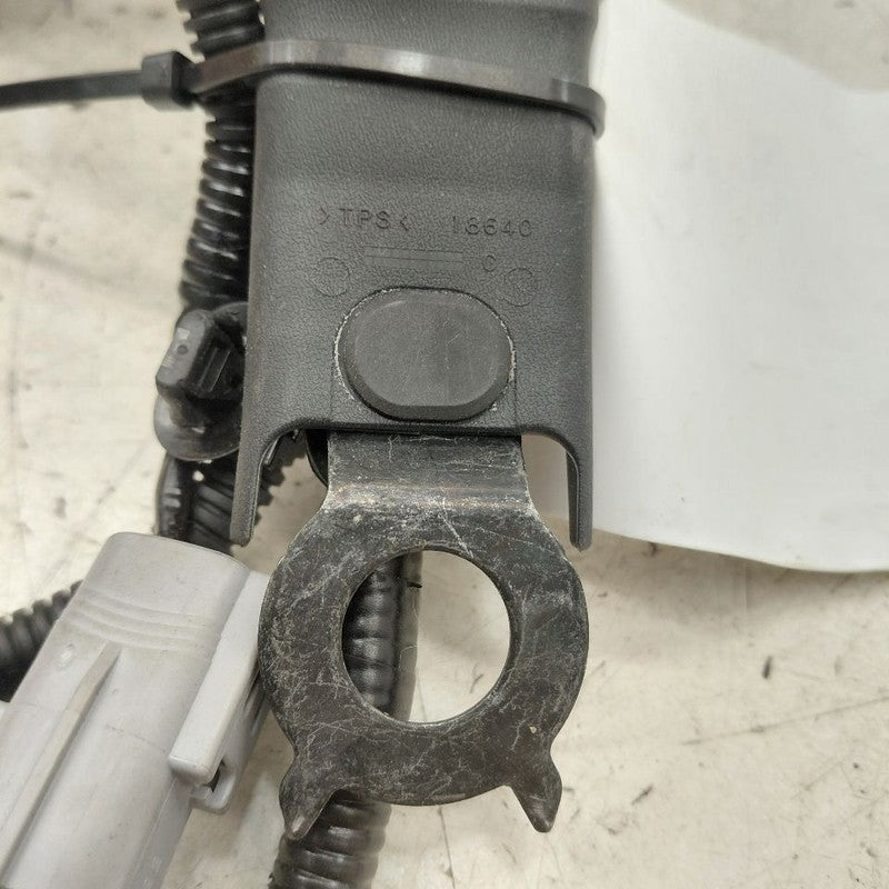 Driver Left Front Seat Belt Buckle Latch Fits 16-22 Toyota Prius