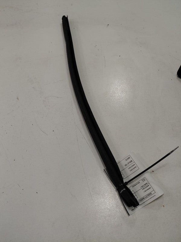 Kia Soul Right Front Weather Strip Interior  2017 2018 2019 OEM
