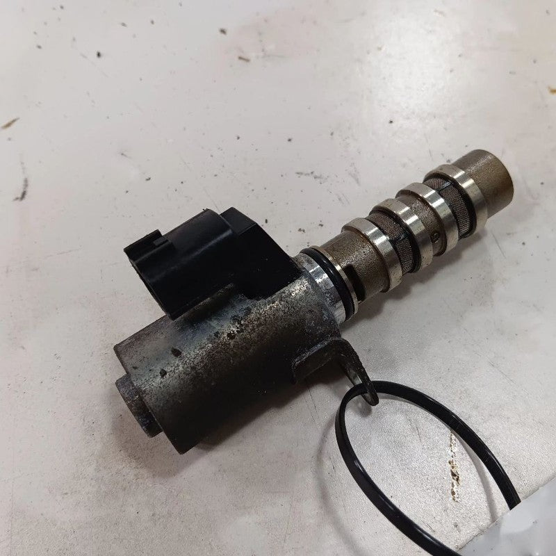 INFINITI Q50 3.7 Variable Timing Gear Oil Control Valve Solenoid  2014