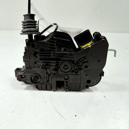 Hyundai Elantra Door Latch Lock Right Passenger Front  2024 2023 2022 
