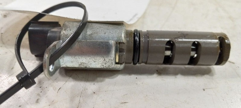 Toyota Corolla Variable Timing Gear Oil Control Valve Solenoid Cylinder Head 18