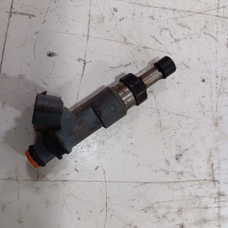 Fuel Injection Injector 2.5L Fits 17-18 Subaru Forester OEM