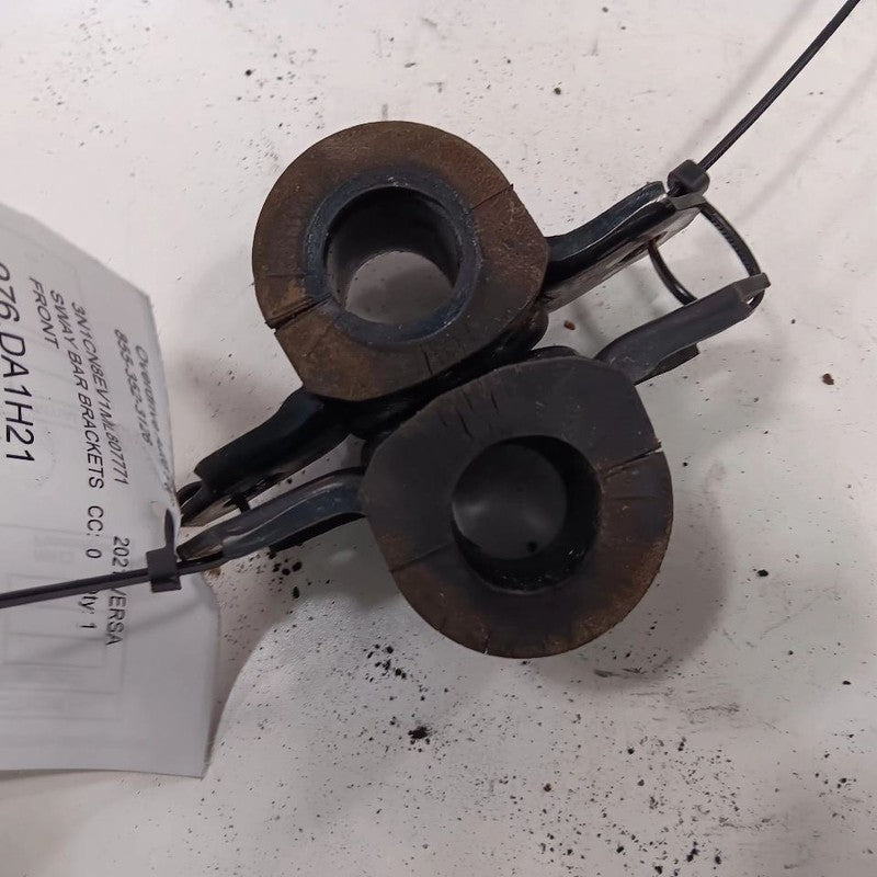 Nissan Versa Sway Bar Bushing Mounting Bracket  2023 2022 2021 2020