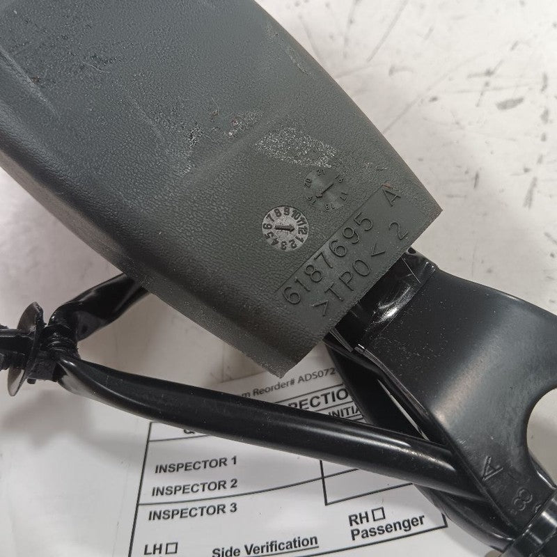 Front Passenger Right Seat Belt Buckle Latch 11-20 Mitsubishi Outlander Sport