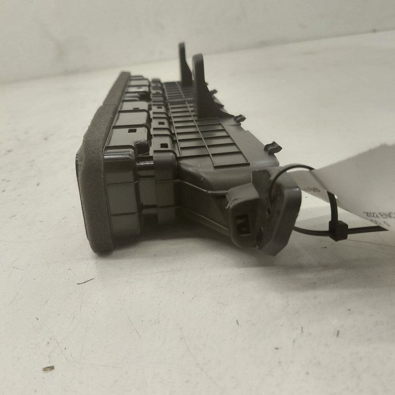Buick Encore GX Dash Air Vent Center Middle  2022 2023 2024 2025