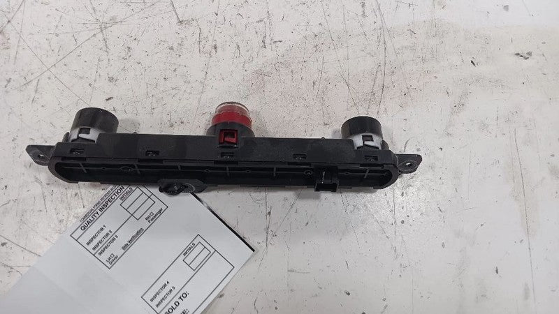 Fiat 500 Hazard Switch 4 Way Flasher Button  2012 2013 2014 2015 2016 