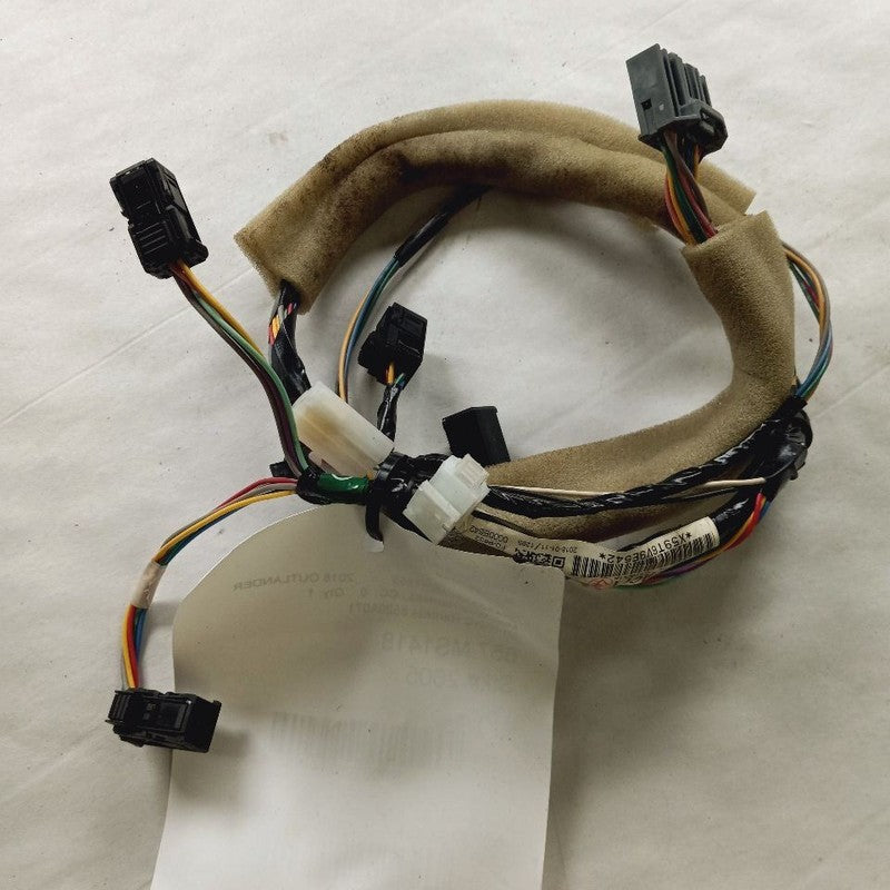 Mitsubishi Outlander   HVAC Wire Harness {8520A071} 2018 2017 2016