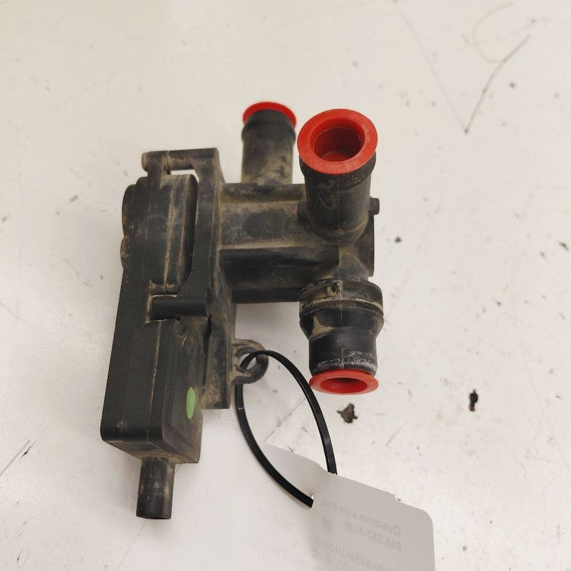 Chevy Volt Coolant Bypass Water Valve {84551213} 2019 2018 2017 2016 O
