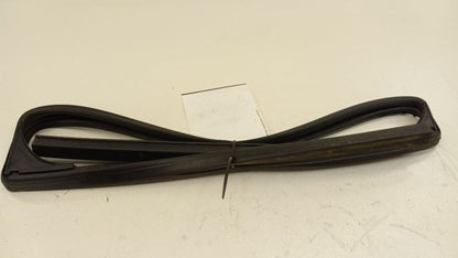Chevy Traverse Door Glass Window Seal Rubber Right Passenger Rear Back 2009 2010