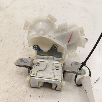 Mitsubishi Outlander   Trunk Latch  2018 2017 2016