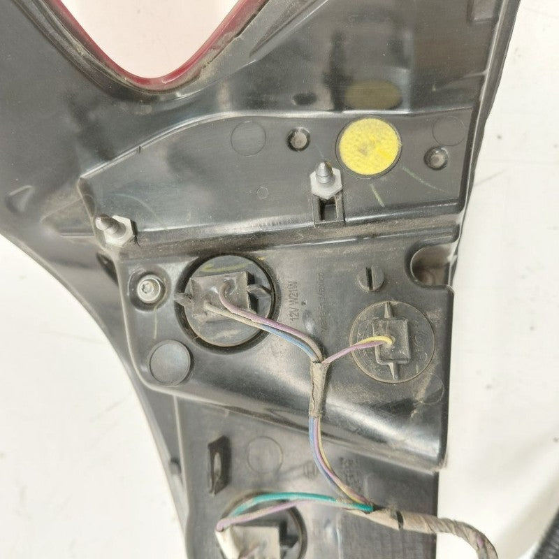 Left Rear Tail Light Brake Lamp Quarter Panel Mounted Fits 16-18 Nissa