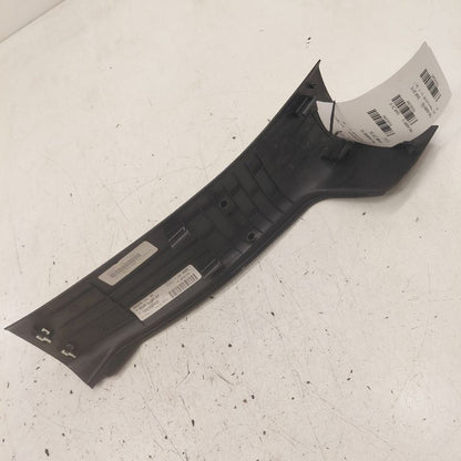 Jeep Cherokee Sill Trim Plate Door Jam Threshold Right Passenger Rear 
