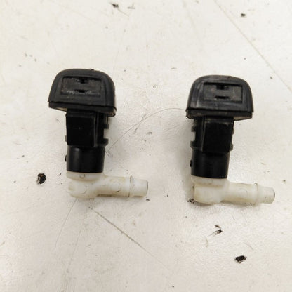 Chrysler 300 Windshield Wiper Washer Fluid Hood Sprayer Nozzles  2017 