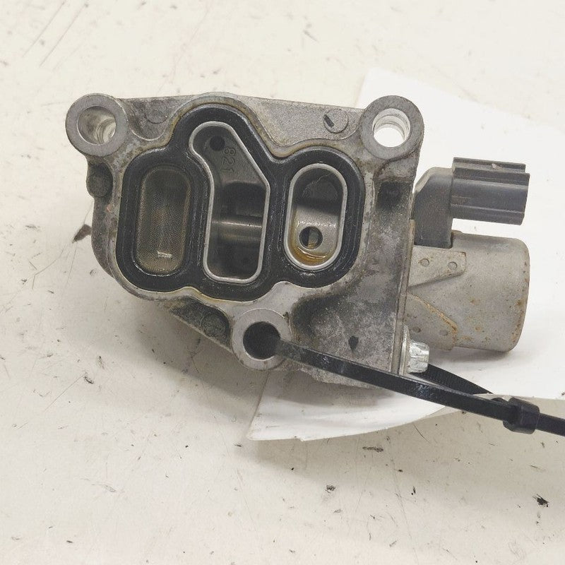 Honda CR-Z Variable Timing Gear Oil Control Valve Solenoid Cylinder He