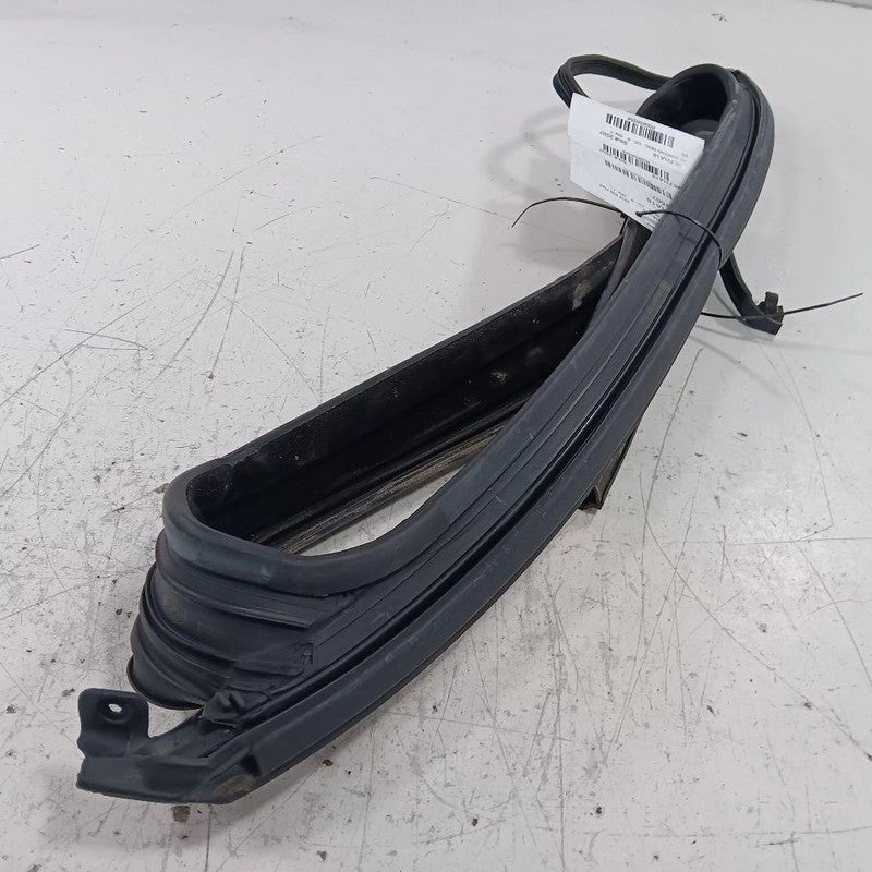 Fiat 500 Door Glass Window Seal Rubber Right Passenger Rear Back 2018 