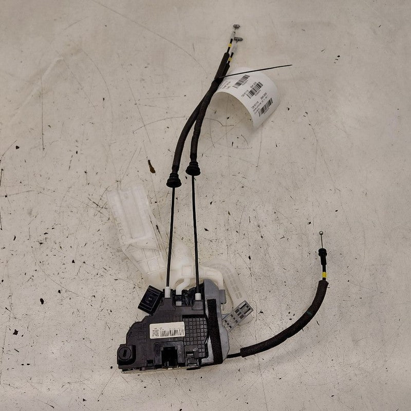 Kia Sorento Door Latch Lock Right Passenger Rear  2018 2017 2016