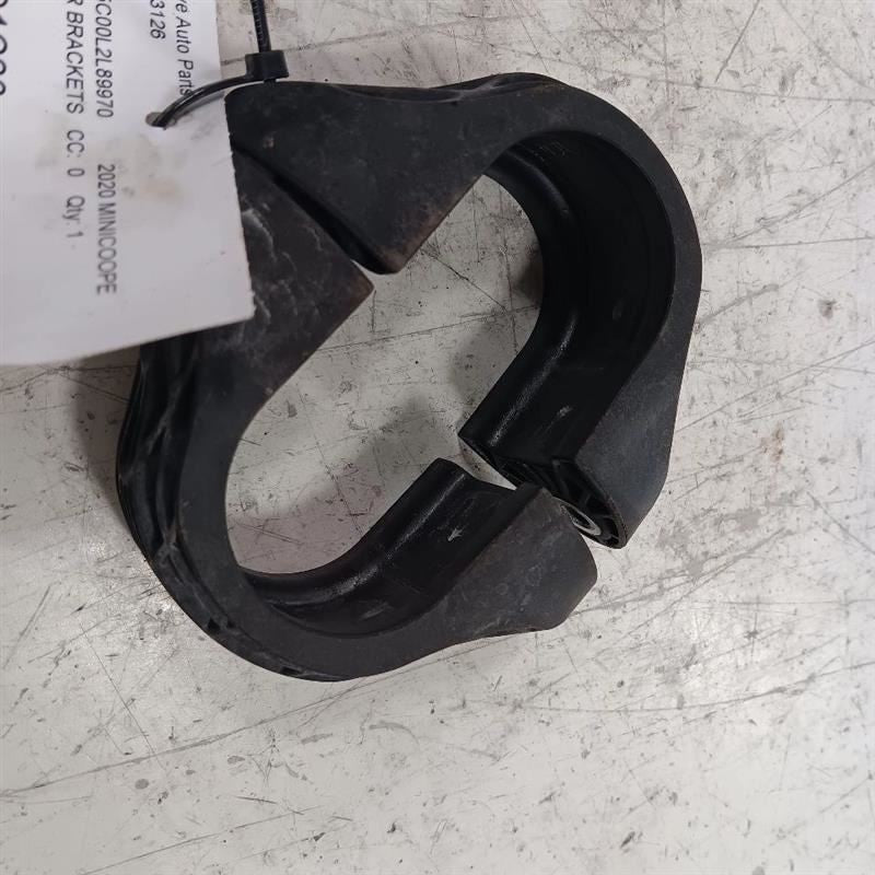 Mini Cooper Sway Bar Bushing Mounting Bracket  2016 2017 2018 2019 202