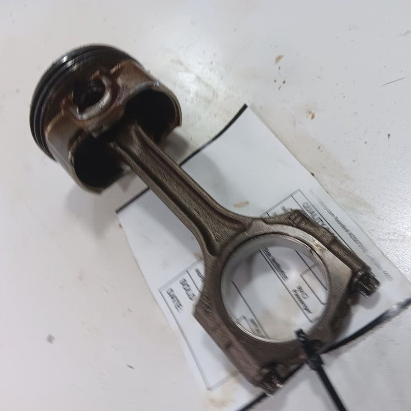 Buick Encore Single Piston With Connecting Rod   1.4 2022 2021 2020 2019 2018
