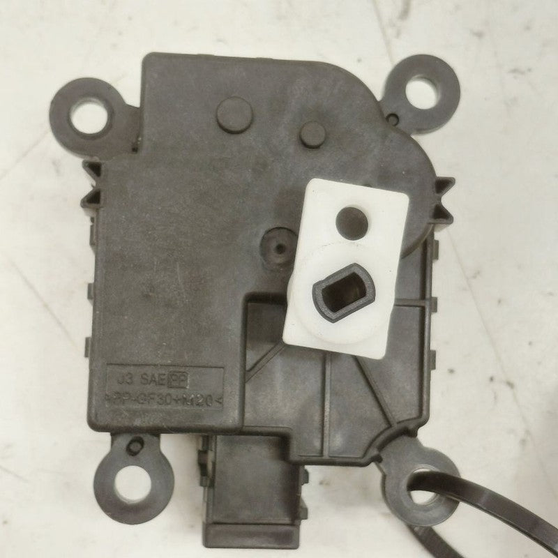 Mazda 3 Flap Door Motor Heater AC Door Actuator  2023 2022 2021
