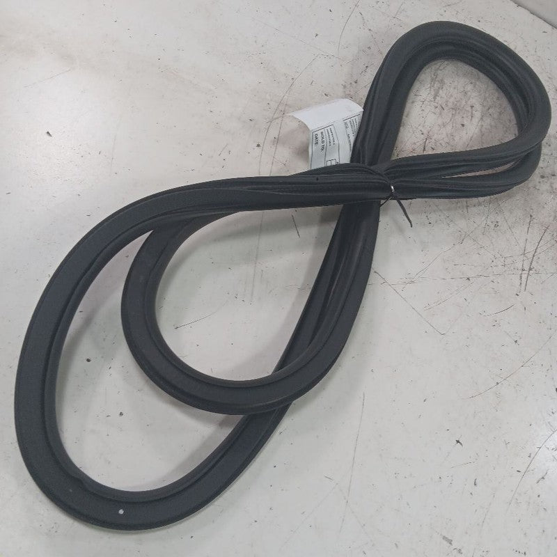 Chevy Trailblazer On Body Door Jamb Seal Gasket Front Left Driver 2021