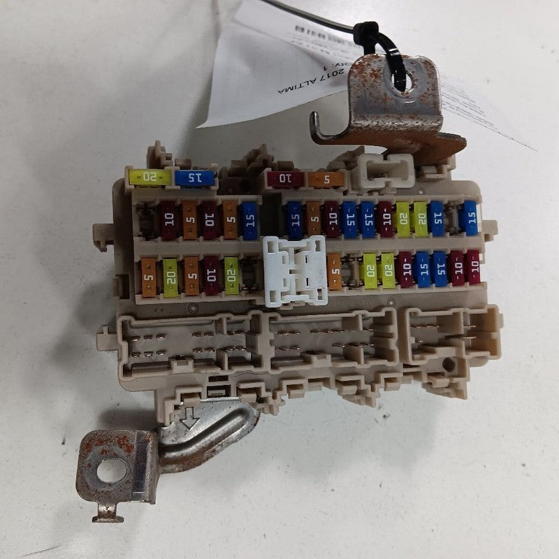 Nissan Altima Cabin Fuse Box Interior Inner Under Dash  2017 2016