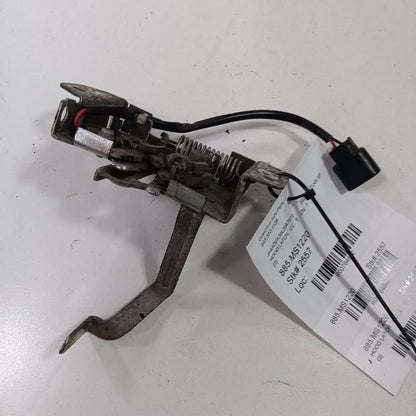 Mitsubishi Outlander Hood Latch  2020 2021 2022 2023 OEM