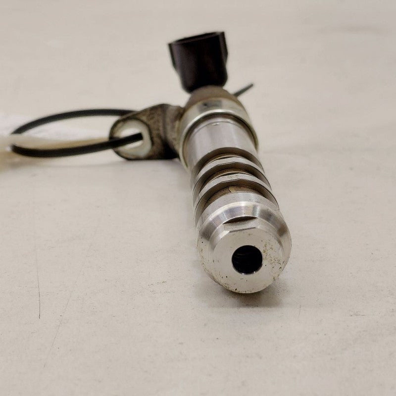 Cadillac XTS Variable Timing Gear Oil Control Valve Solenoid Cylinder 