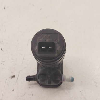 2018 Fiat 500 X Model Windshield Washer Wash Fluid Reservoir Motor Pum