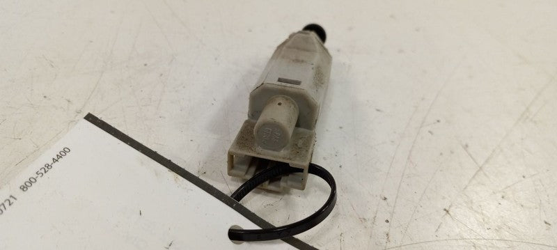 Volkswagen Jetta Brake Pedal Switch 2003 2002 2001 2000 OEM