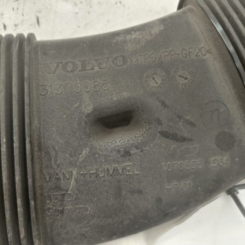Volvo S60 Air Cleaner Intake Air Resonator  2.5 2013 2014 2015