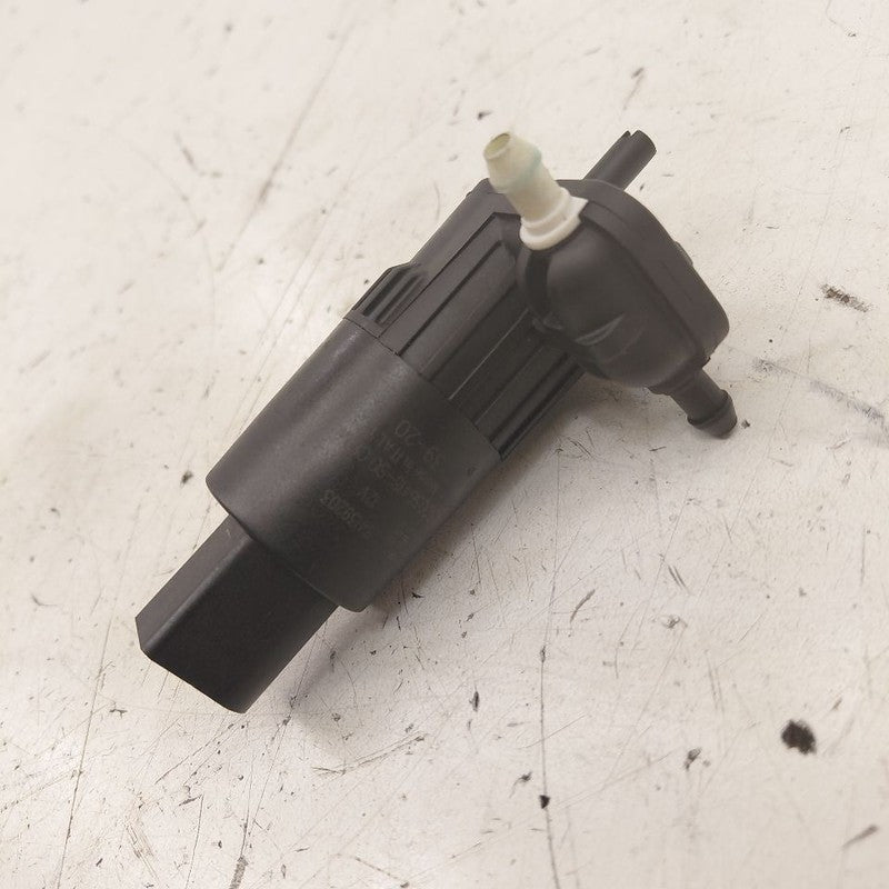 Chevy Trax Windshield Washer Wash Fluid Reservoir Motor Pump Electric 