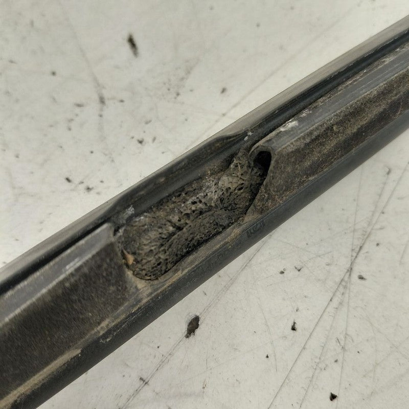 Fiat 500 X Model Door Glass Window Weather Strip Trim Front Passenger 