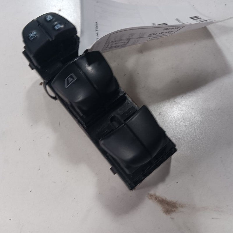 Driver Front Door Switch Driver's Lock And Window Fits 19-23 Nissan Altima