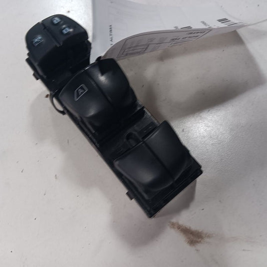 Driver Front Door Switch Driver's Lock And Window Fits 19-23 Nissan Altima