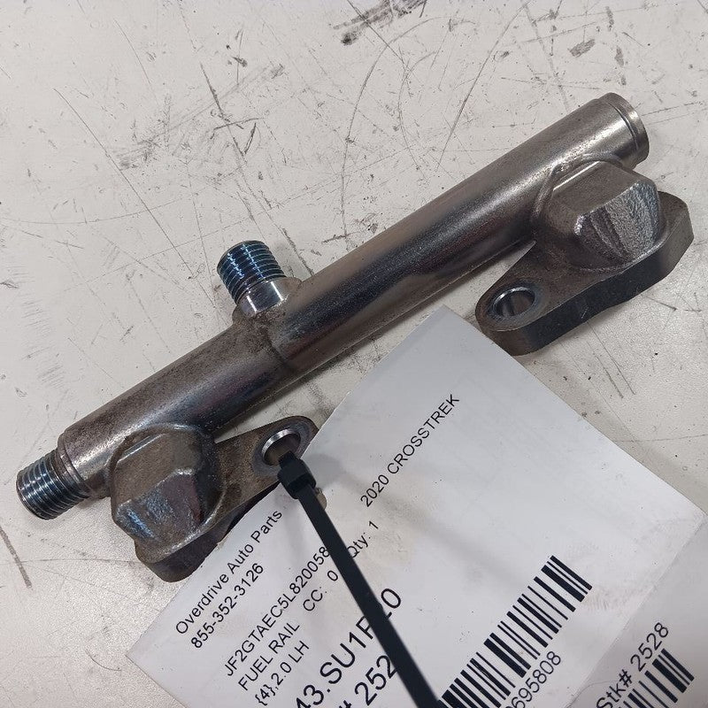 Subaru Crosstrek Driver Left Side Fuel Rail Injection Injector Mount B