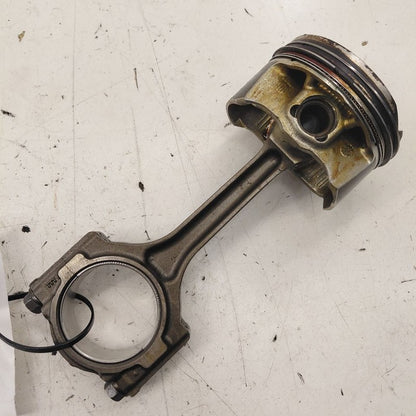 Chevy Volt Single Piston With Connecting Rod   1.5 2019 2018 2017 2016