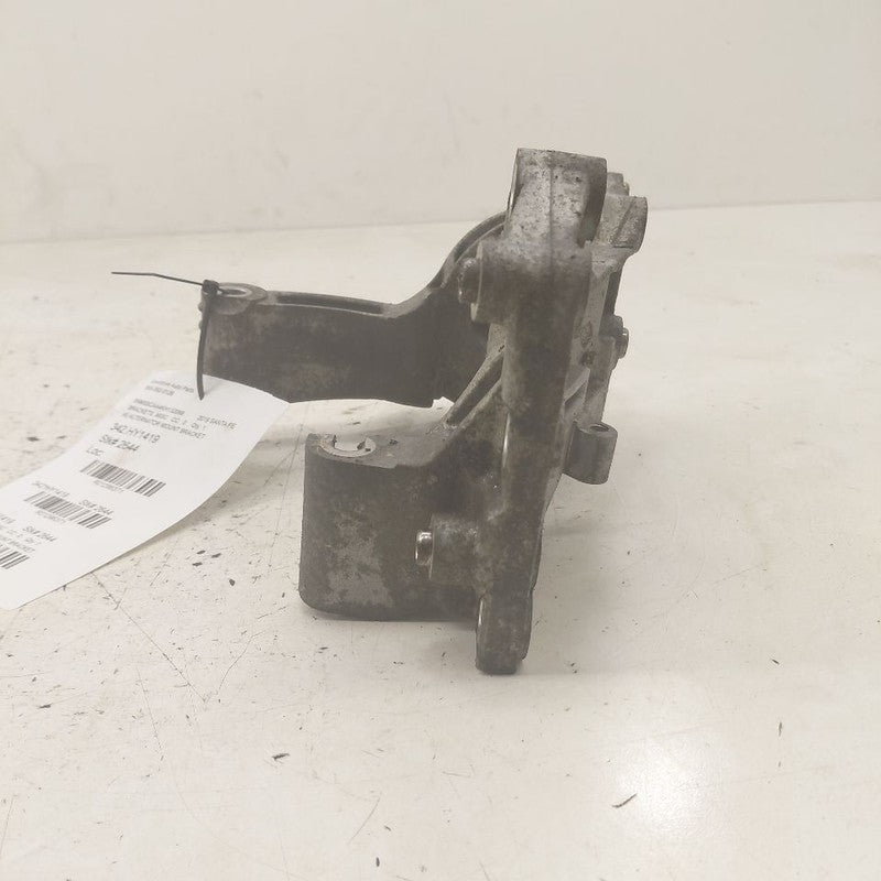 Hyundai Santa Fe Alternator Mount Bracket  2.0 2019 2020