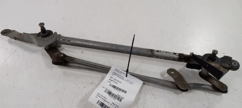 Subaru Legacy Wiper Transmission 3015262010 2011 2012 2013 2014 OEM