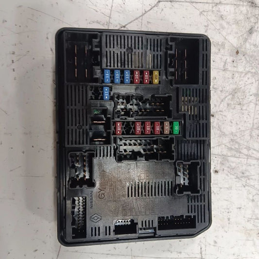 Fuse Box Engine 18-23 Nissan Kicks